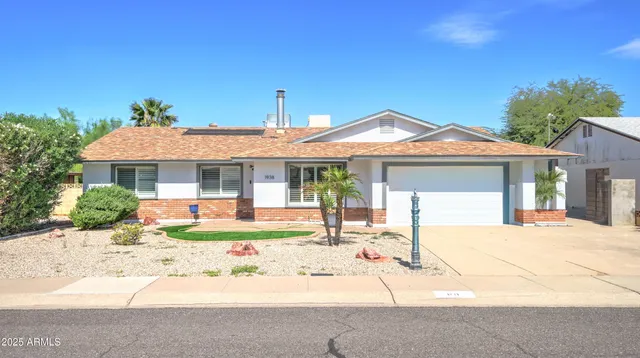 $555,000 | 1938 East Greenway Drive, Tempe, AZ 85282