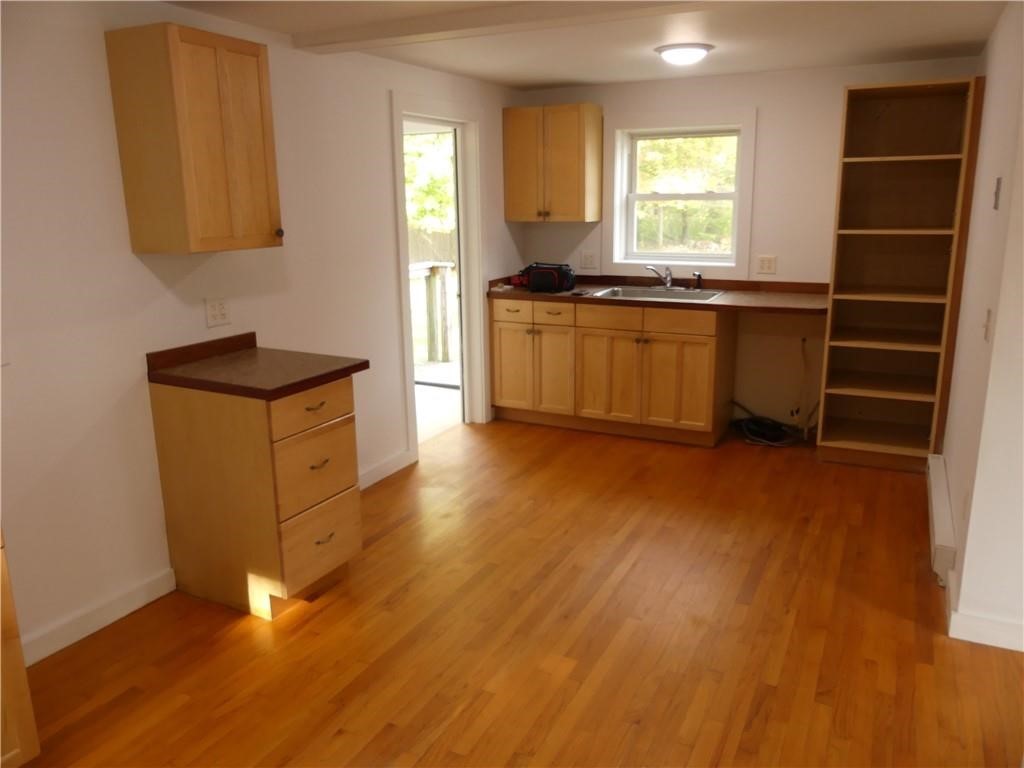 188 Danielson Pike Foster, RI 02825 - Photo 6 of 38