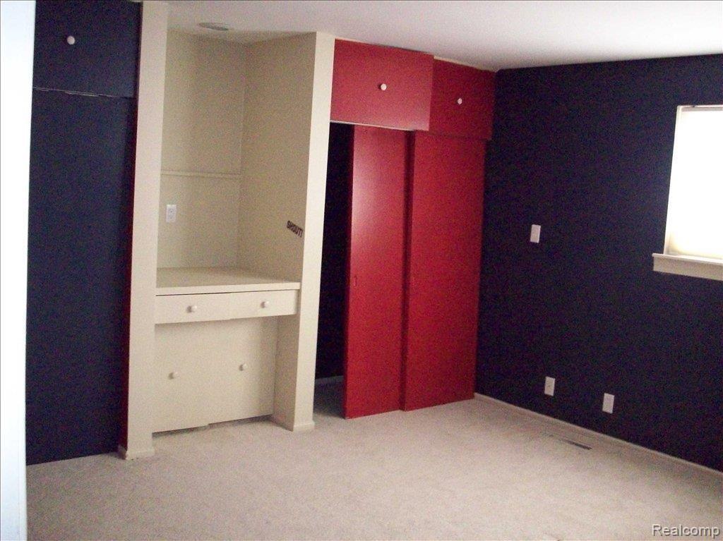 414 Barclay Road Grosse Pointe, MI 48236 - Photo 5 of 8 100_0270