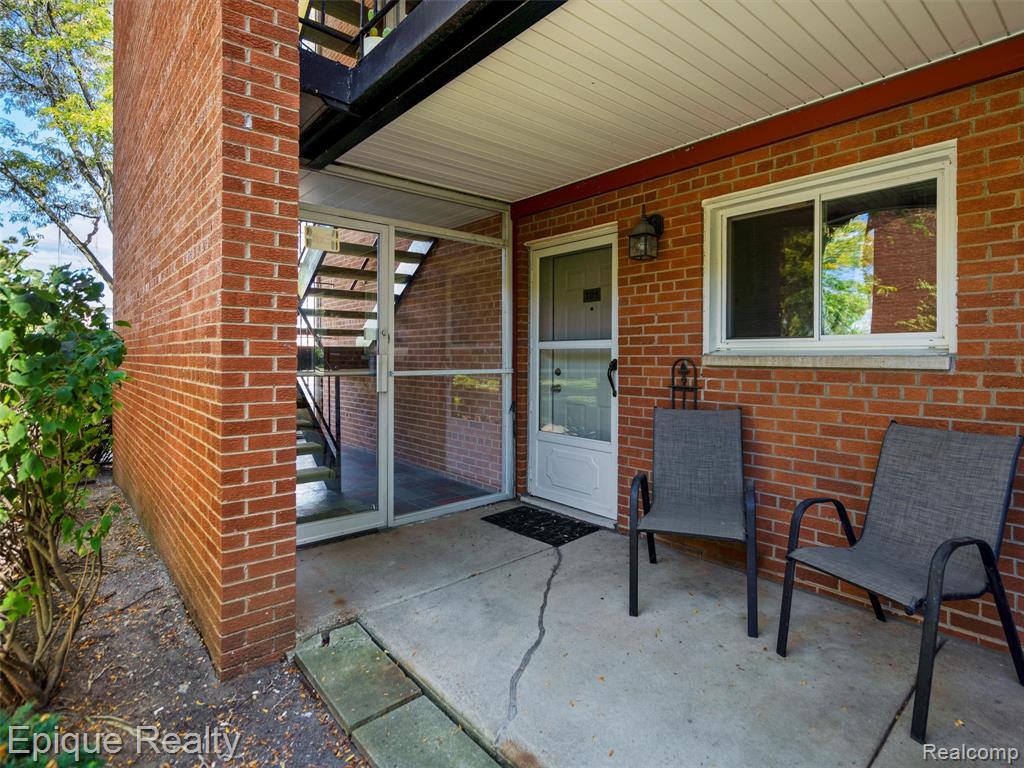 2915 West 13 Mile Road, Unit 101 Royal Oak, MI 48073 - Photo 4 of 28