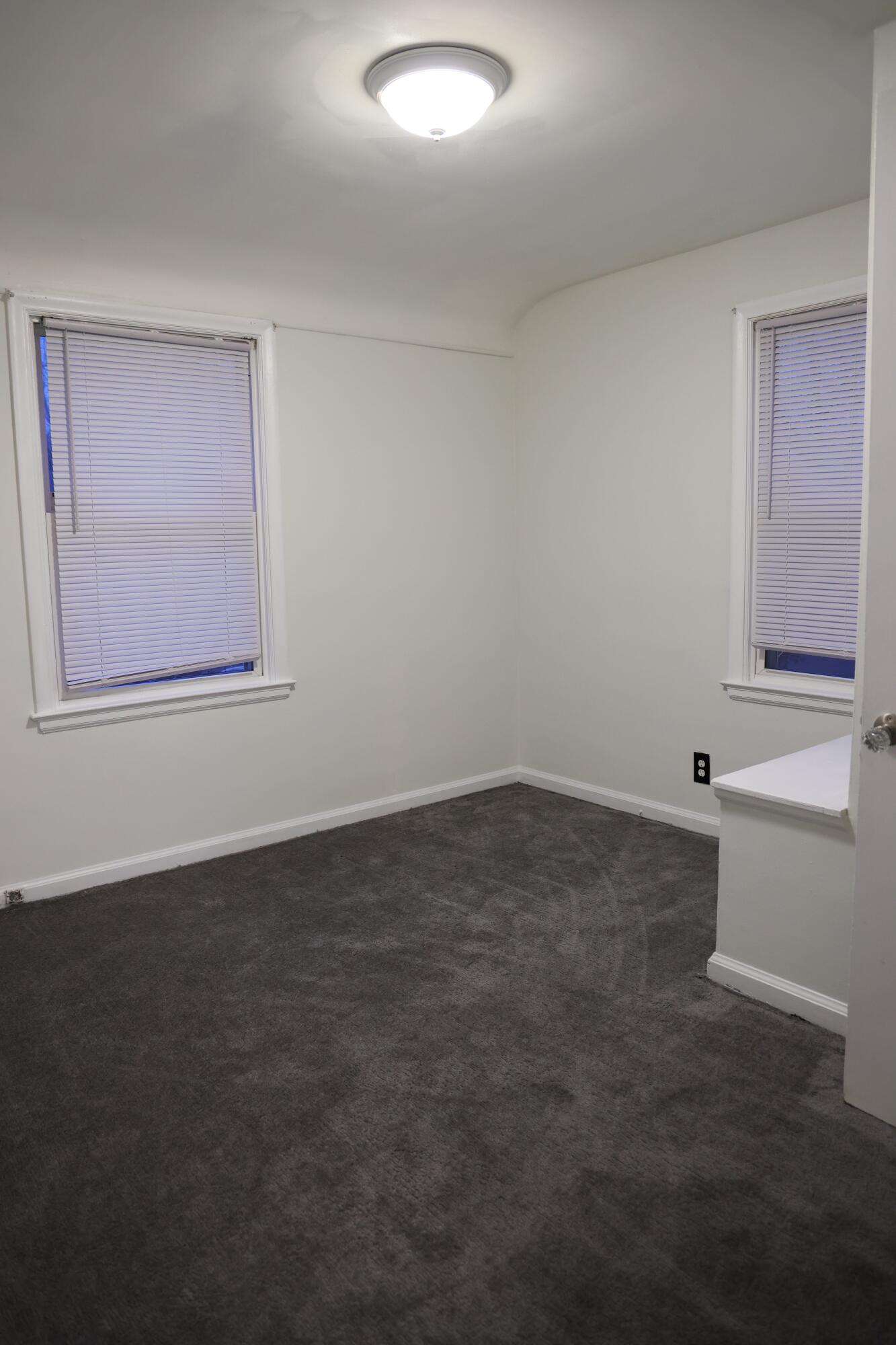 5273 Hillcrest Street Grosse Pointe, MI 48236 - Photo 14 of 30 0X4A1941