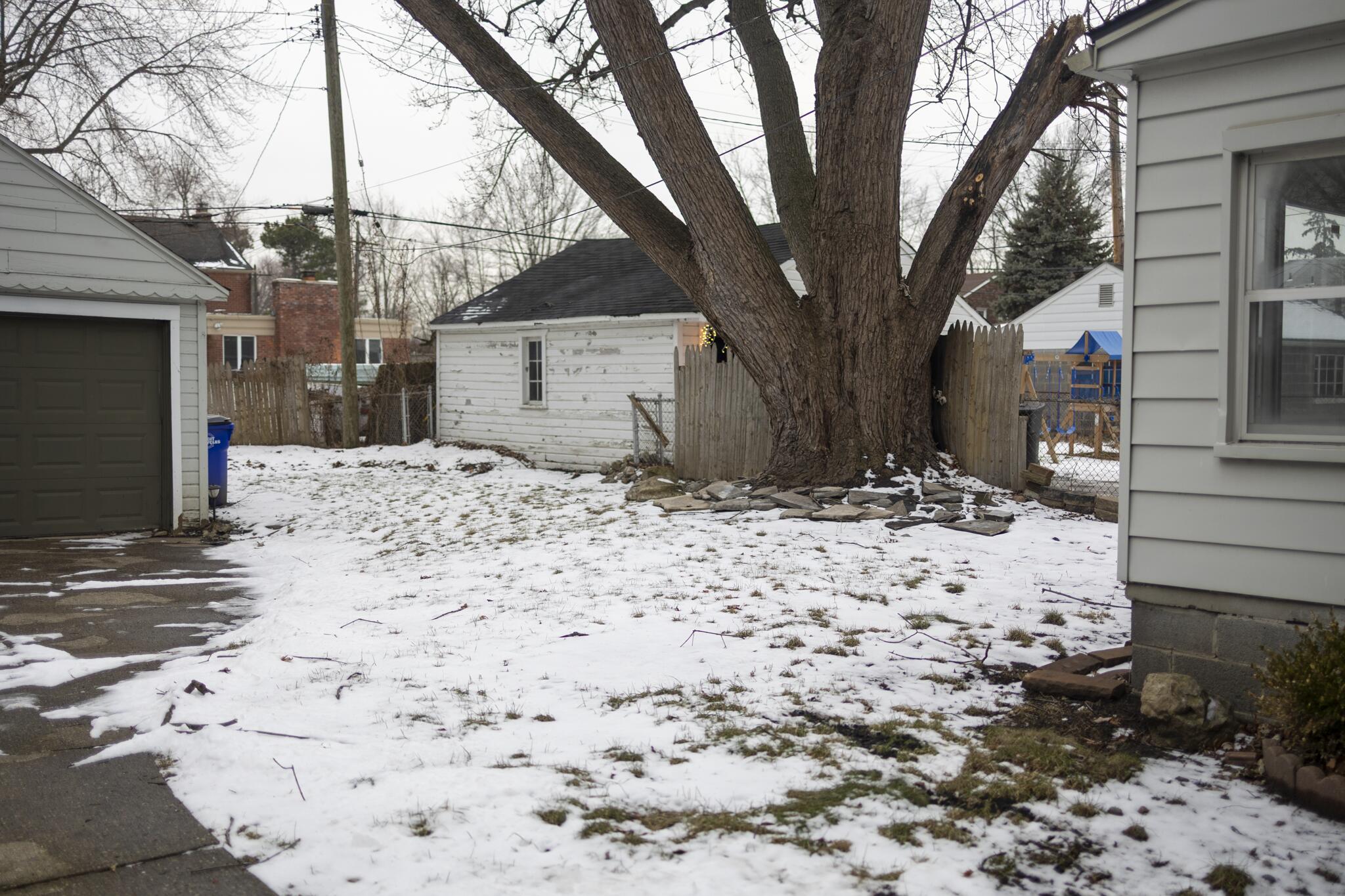 5273 Hillcrest Street Grosse Pointe, MI 48236 - Photo 29 of 30 0X4A1734