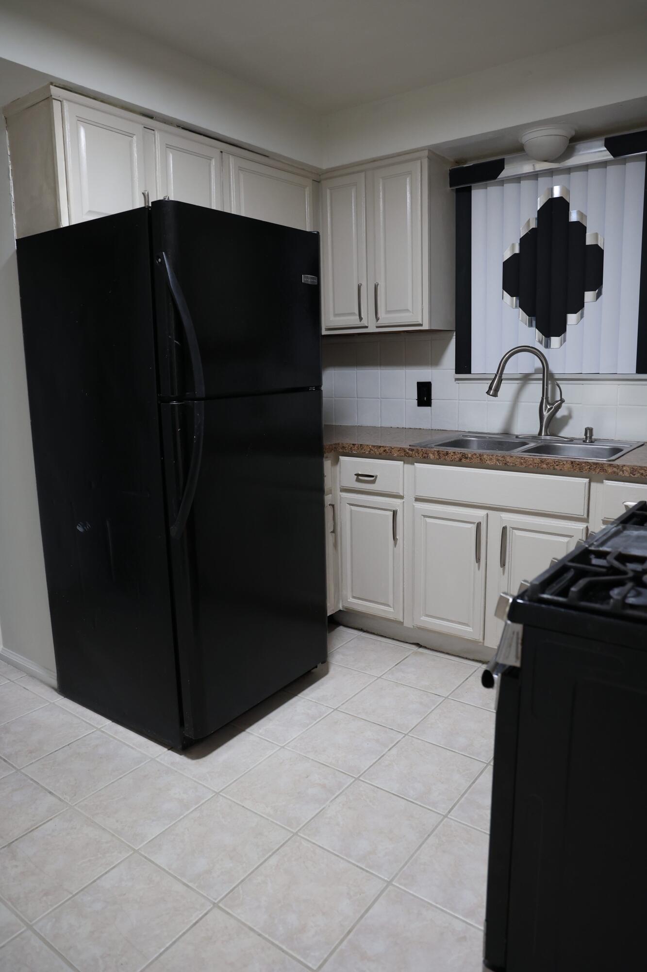 5273 Hillcrest Street Grosse Pointe, MI 48236 - Photo 8 of 30 0X4A1938