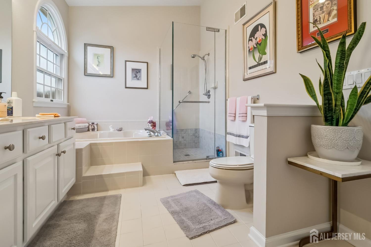 4 Trent Road Monroe Township, NJ 08831 - Photo 28 of 32