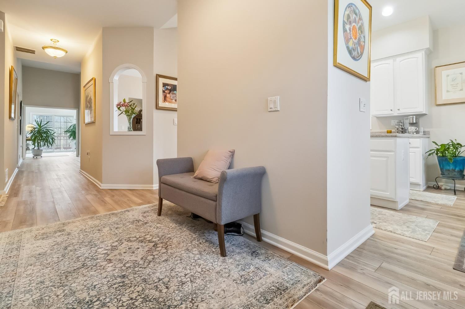 4 Trent Road Monroe Township, NJ 08831 - Photo 9 of 32