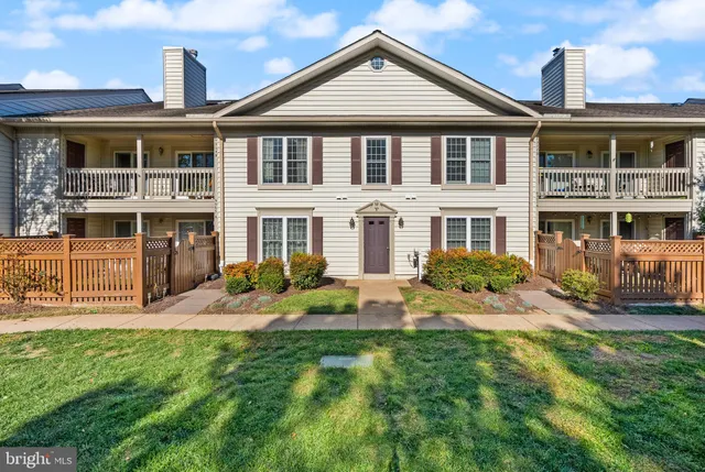 $2,700 | 6905 B Keyser Way, Alexandria, VA 22310