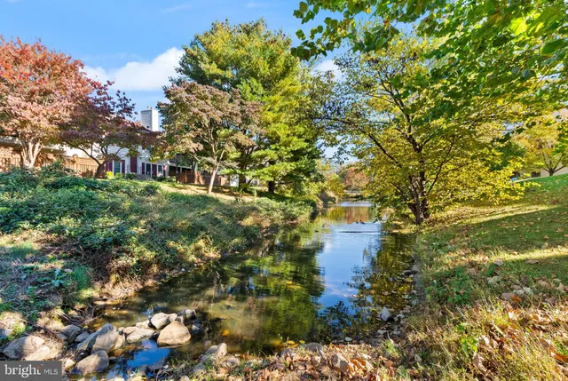 $2,700 | 6905 B Keyser Way, Alexandria, VA 22310