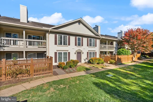 $2,700 | 6905 B Keyser Way, Alexandria, VA 22310