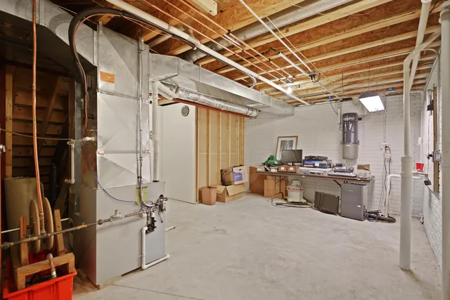 $439,900 | 9143 Prairie Village Drive, Pleasant Prairie, WI 53142