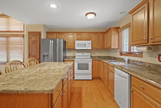 $439,900 | 9143 Prairie Village Drive, Pleasant Prairie, WI 53142