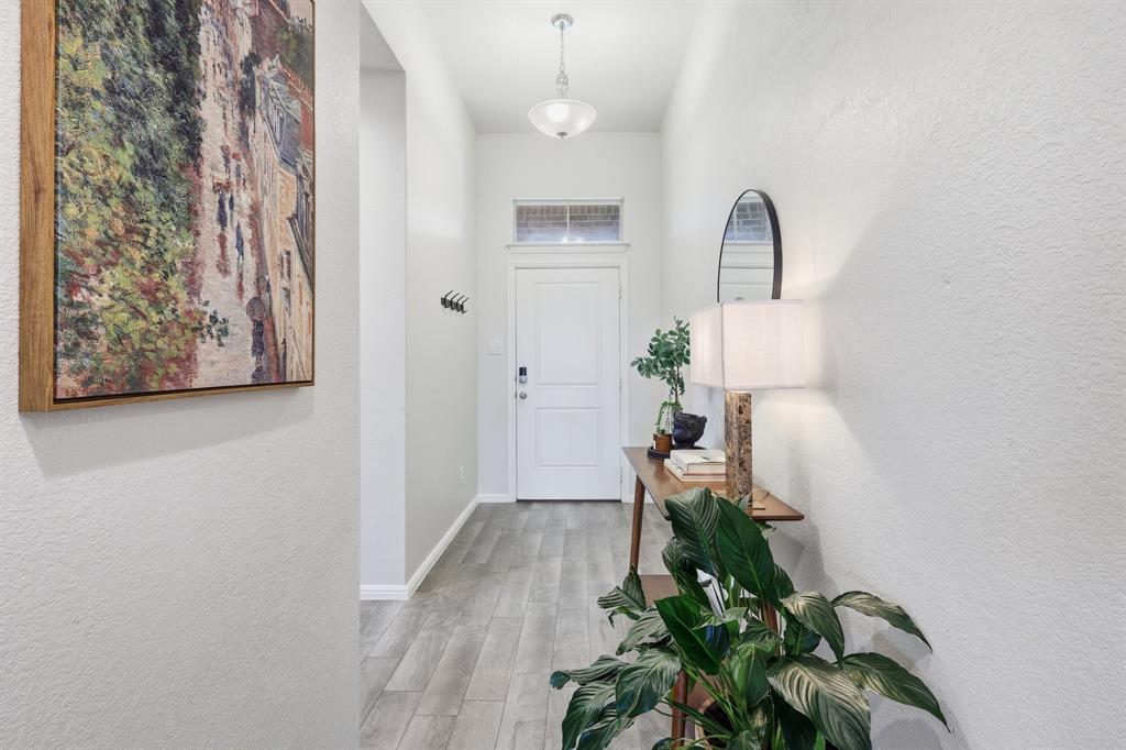 9200 Desertrock Road Fort Worth, TX 76131 - Photo 6 of 36