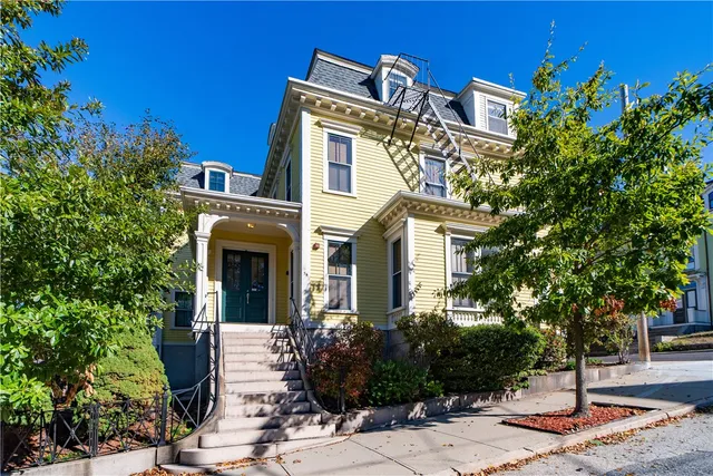 $2,200 | 54 Halsey Street, Unit 6, Providence, RI 02906