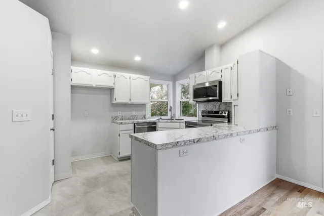 $659,900 | 8911 West Victory Road, Boise, ID 83709