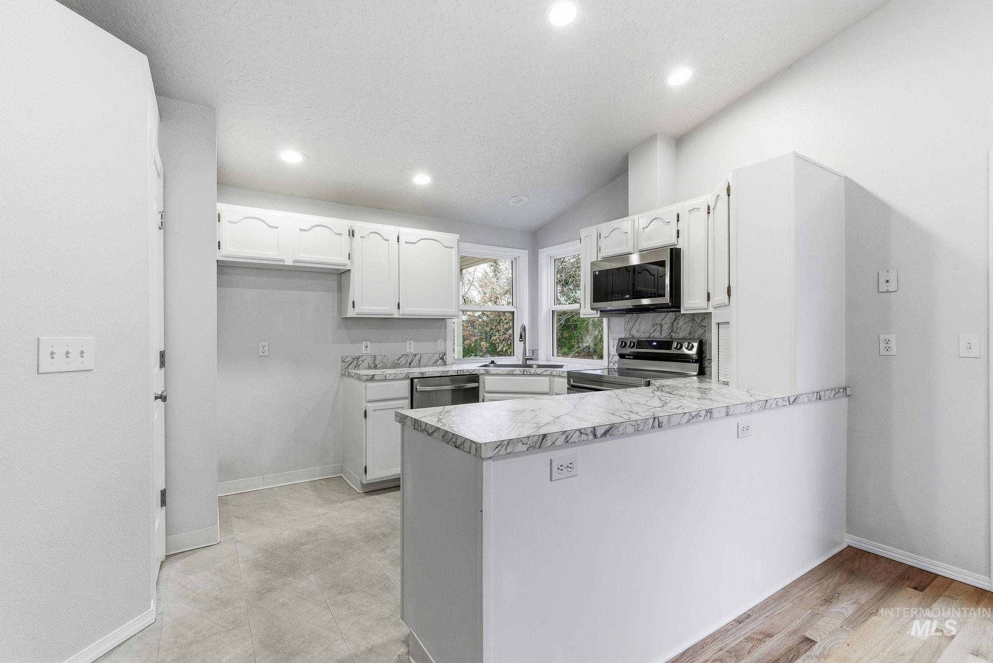 8911 West Victory Road Boise, ID 83709 - Photo 11 of 44