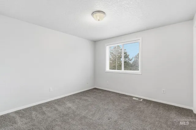 $659,900 | 8911 West Victory Road, Boise, ID 83709