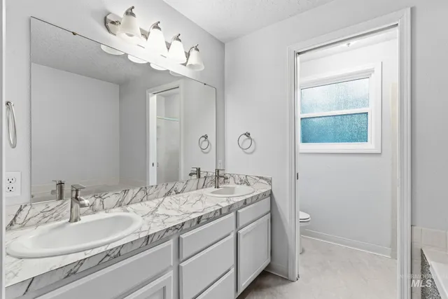 $659,900 | 8911 West Victory Road, Boise, ID 83709