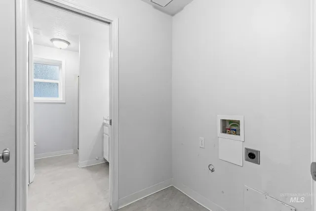 $659,900 | 8911 West Victory Road, Boise, ID 83709