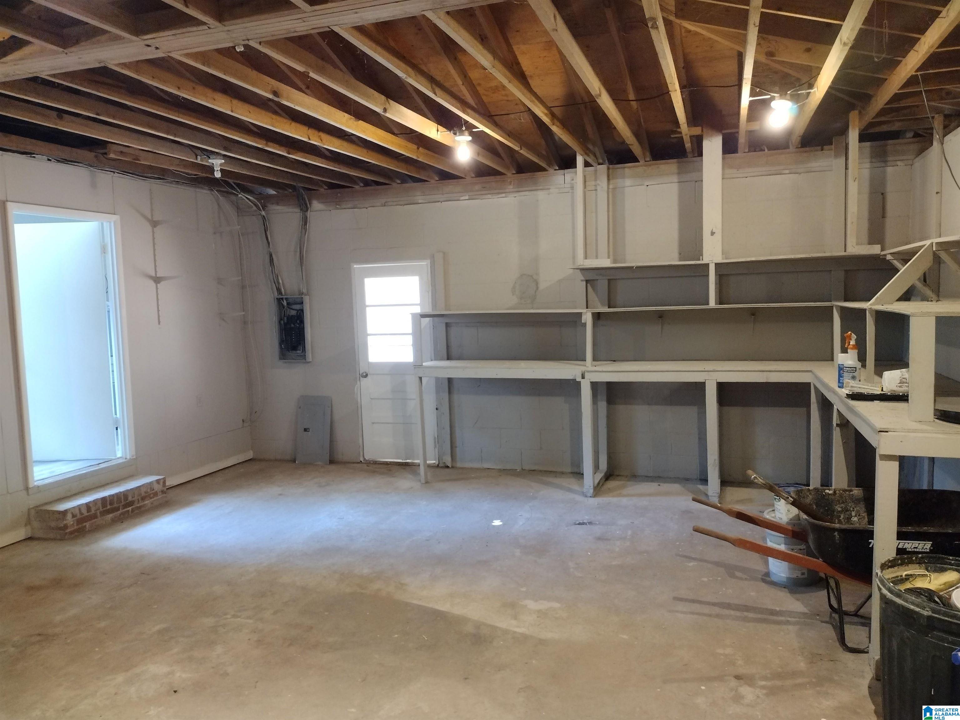 404 Shamrock Avenue Weaver, AL 36277 - Photo 21 of 47
