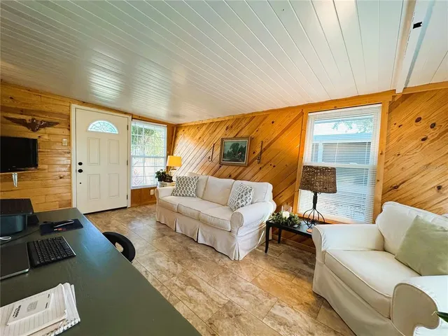 $179,900 | 502 Palo Verde Drive, Leesburg, FL 34748