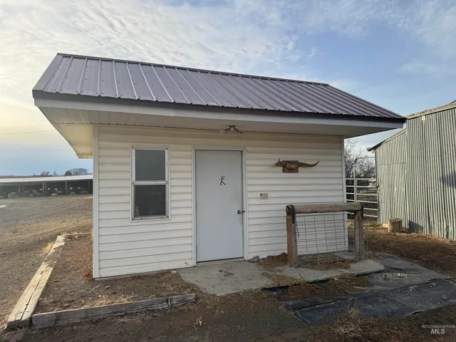 $999,000 | 1164 East 4150 North, Buhl, ID 83316