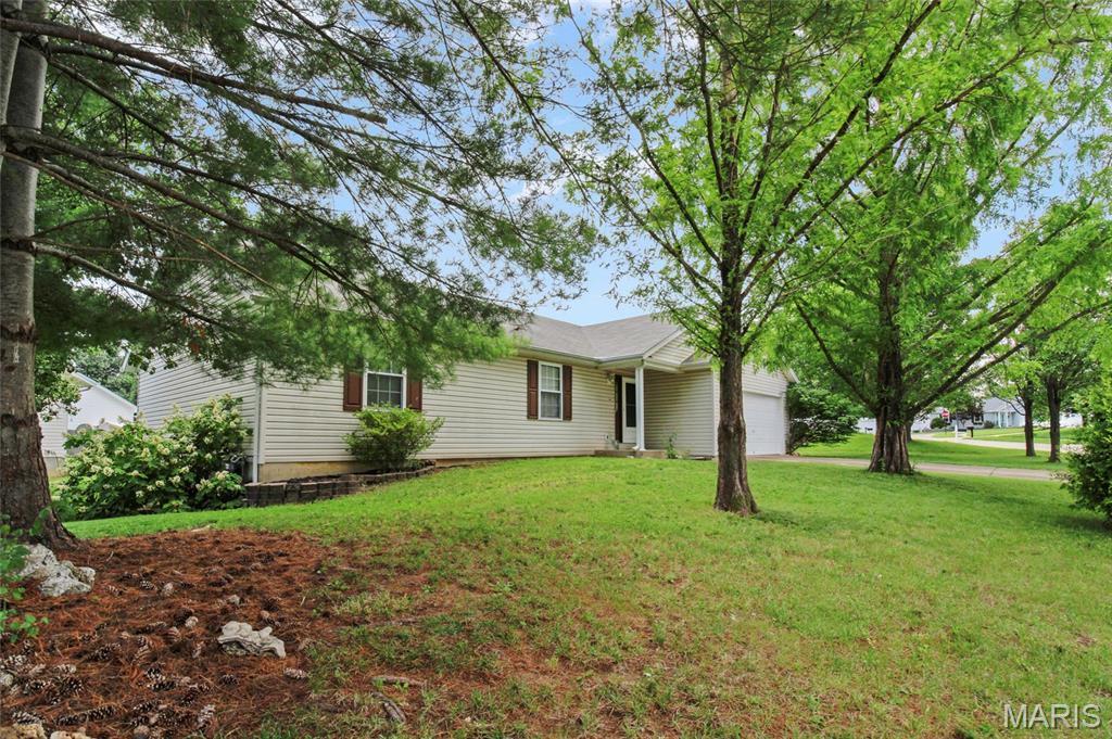 8 Knoll Ridge Court O'Fallon, MO 63368 - Photo 10 of 67