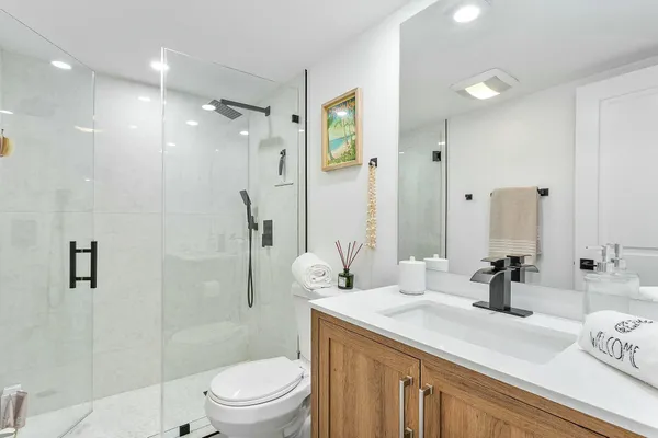 $2,950 | 330 North Federal Highway, Unit 211, Deerfield Beach, FL 33441