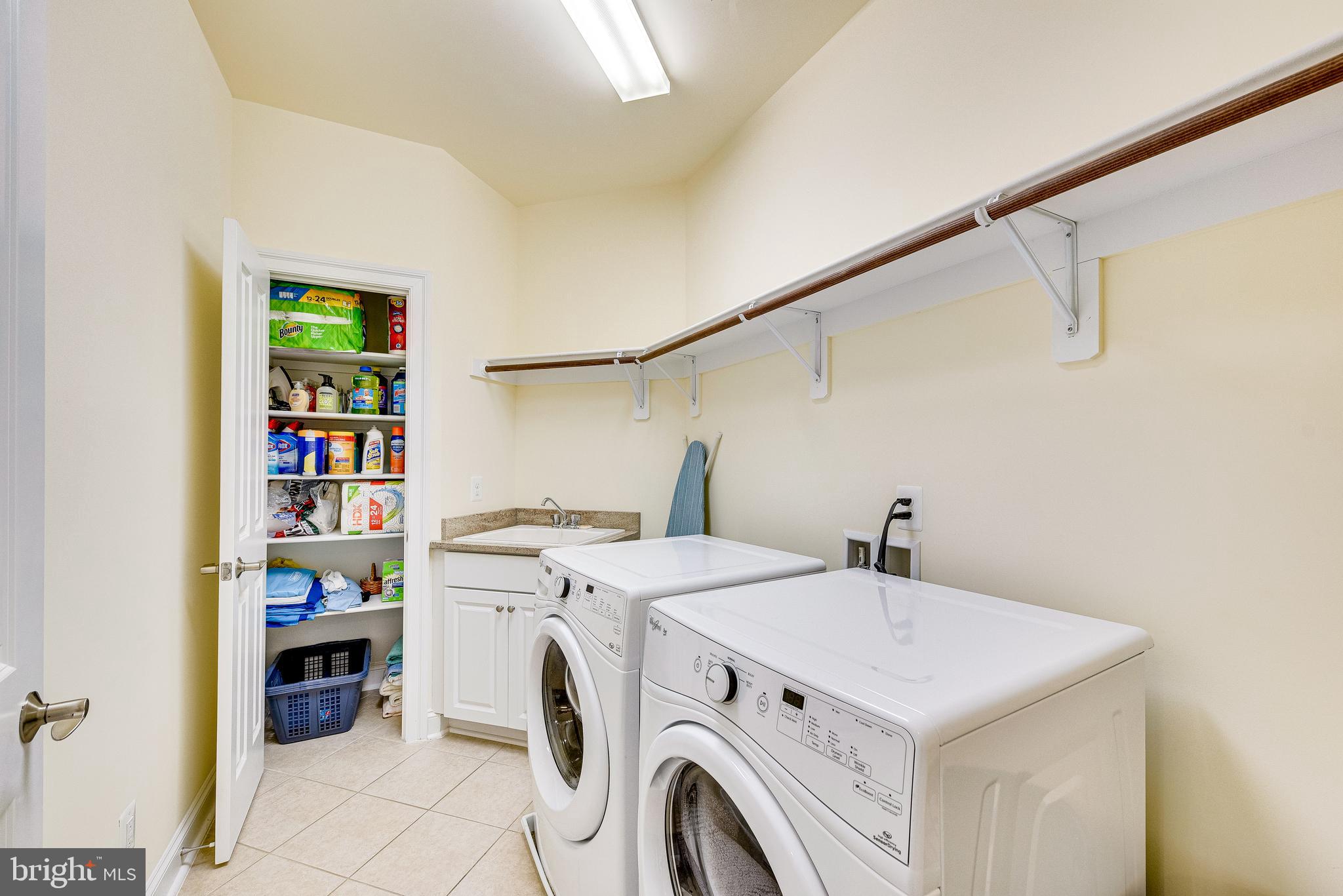 1705 Besley Road Vienna, VA 22182 - Photo 29 of 64