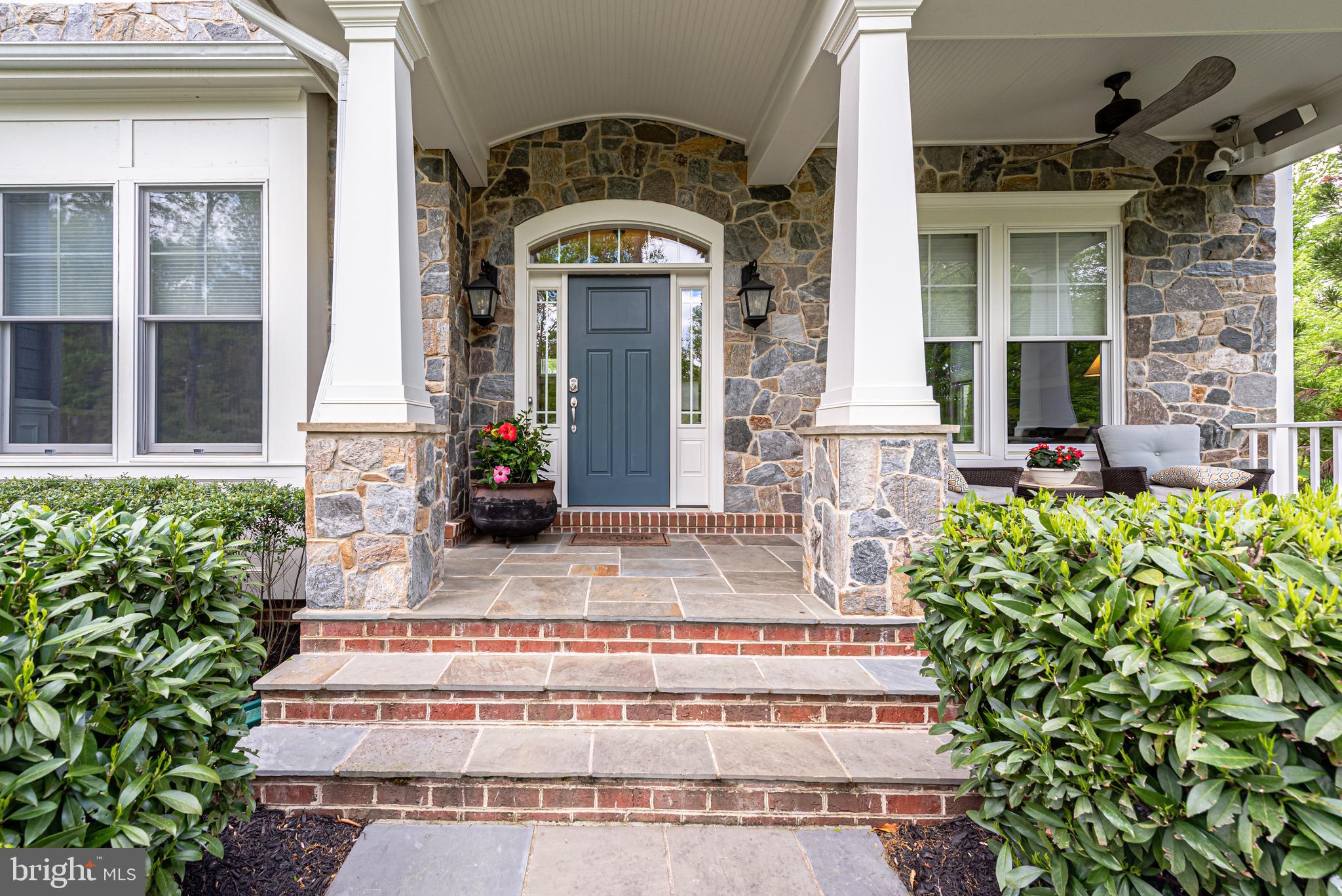 1705 Besley Road Vienna, VA 22182 - Photo 4 of 64