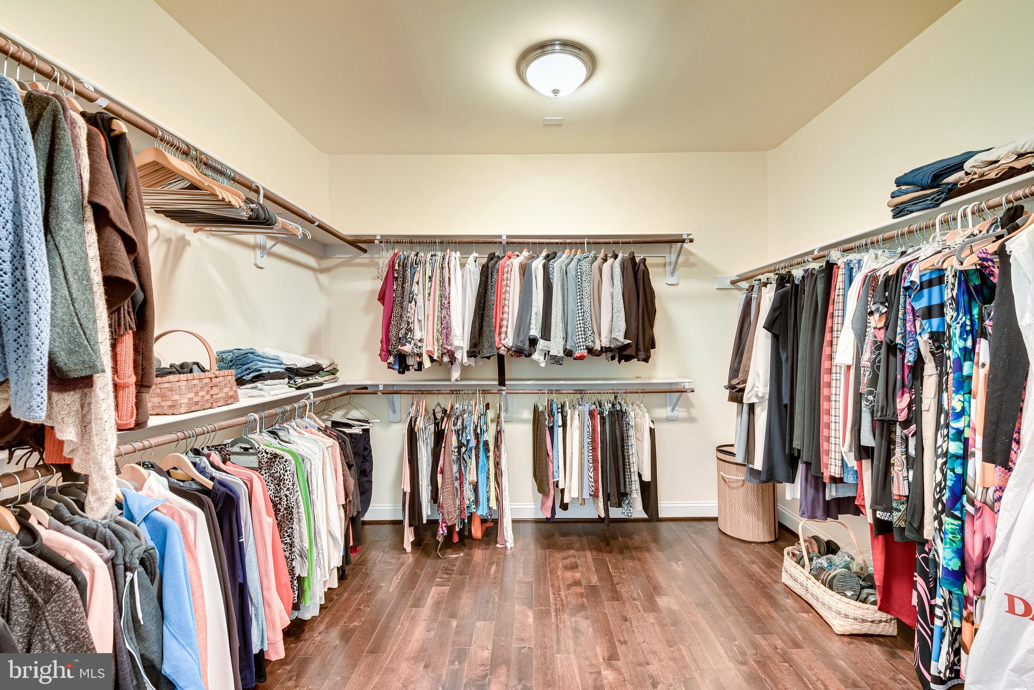 1705 Besley Road Vienna, VA 22182 - Photo 35 of 64