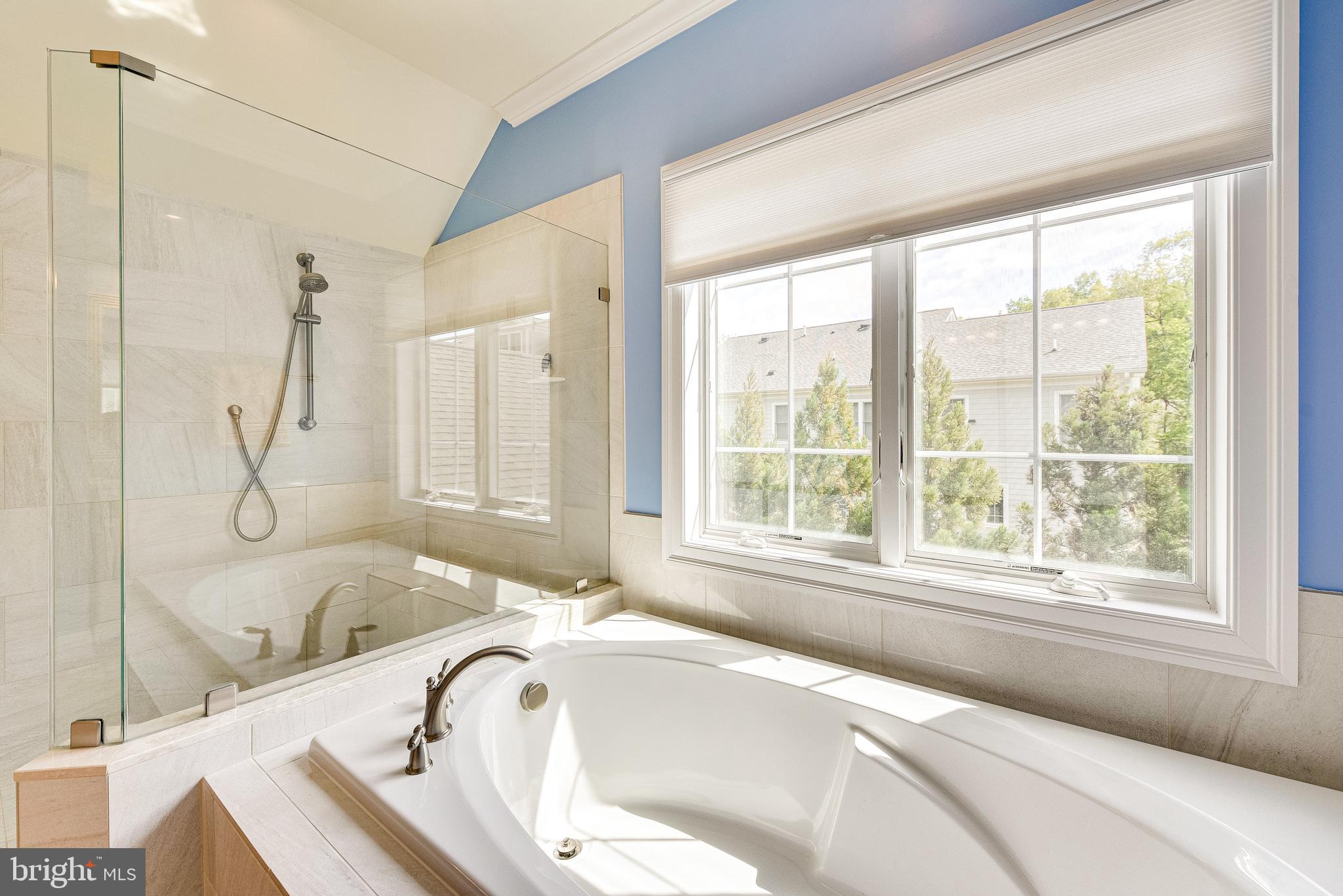 1705 Besley Road Vienna, VA 22182 - Photo 37 of 64