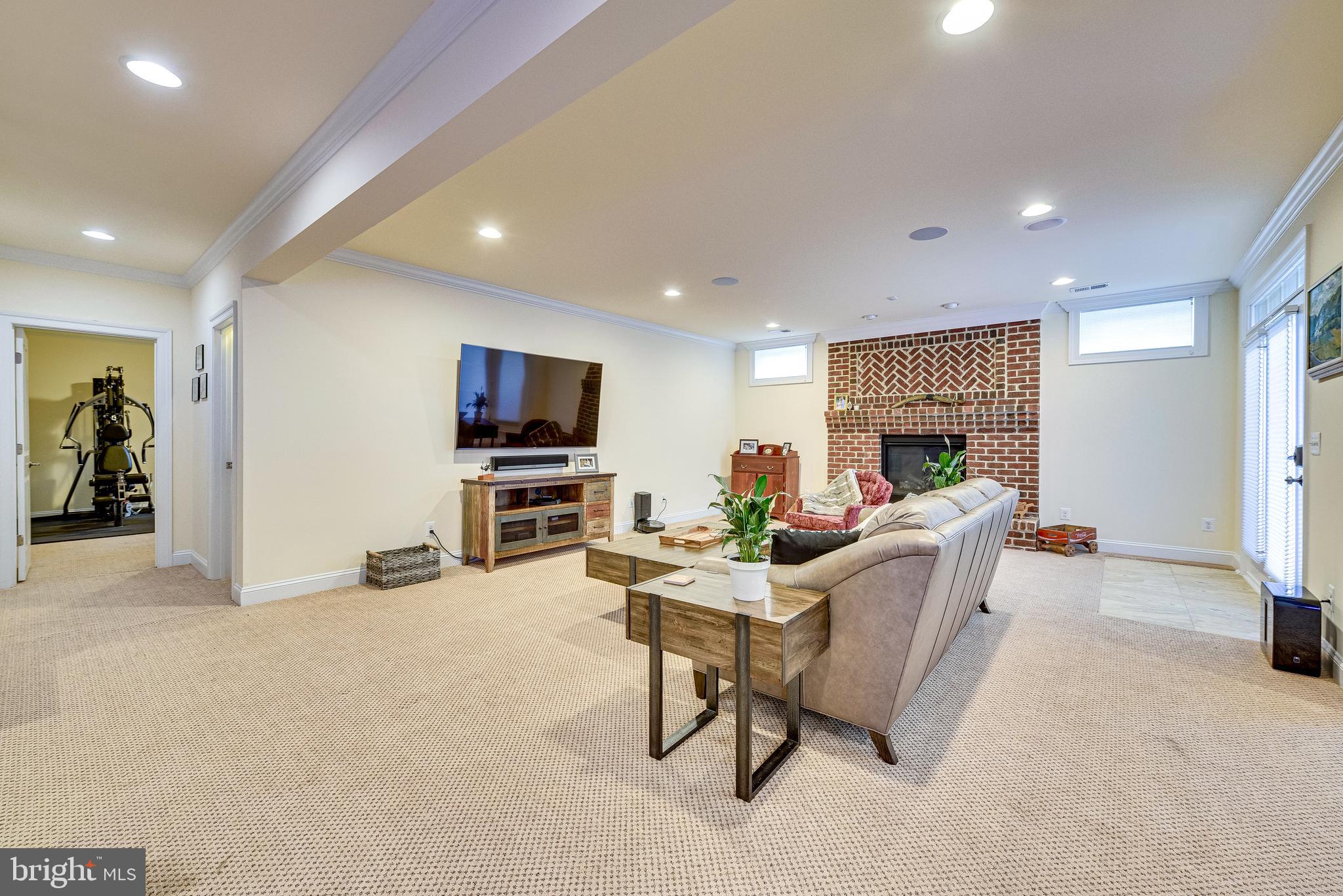 1705 Besley Road Vienna, VA 22182 - Photo 44 of 64