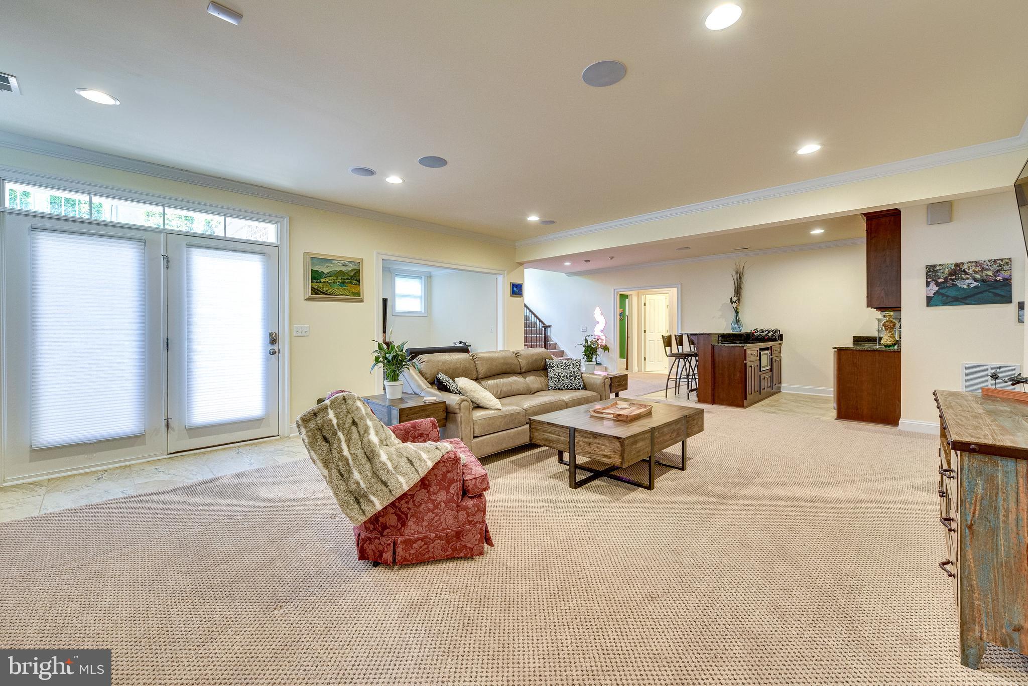 1705 Besley Road Vienna, VA 22182 - Photo 45 of 64