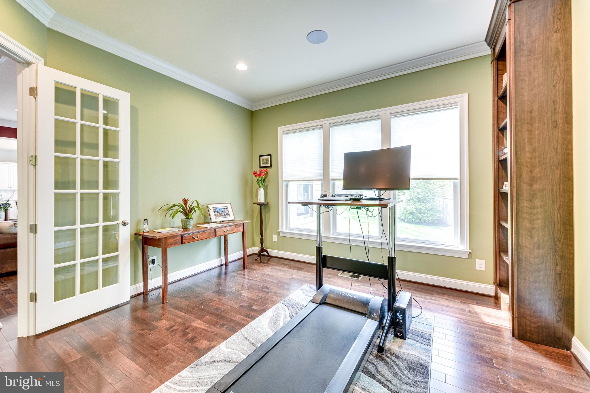 1705 Besley Road Vienna, VA 22182 - Photo 10 of 64