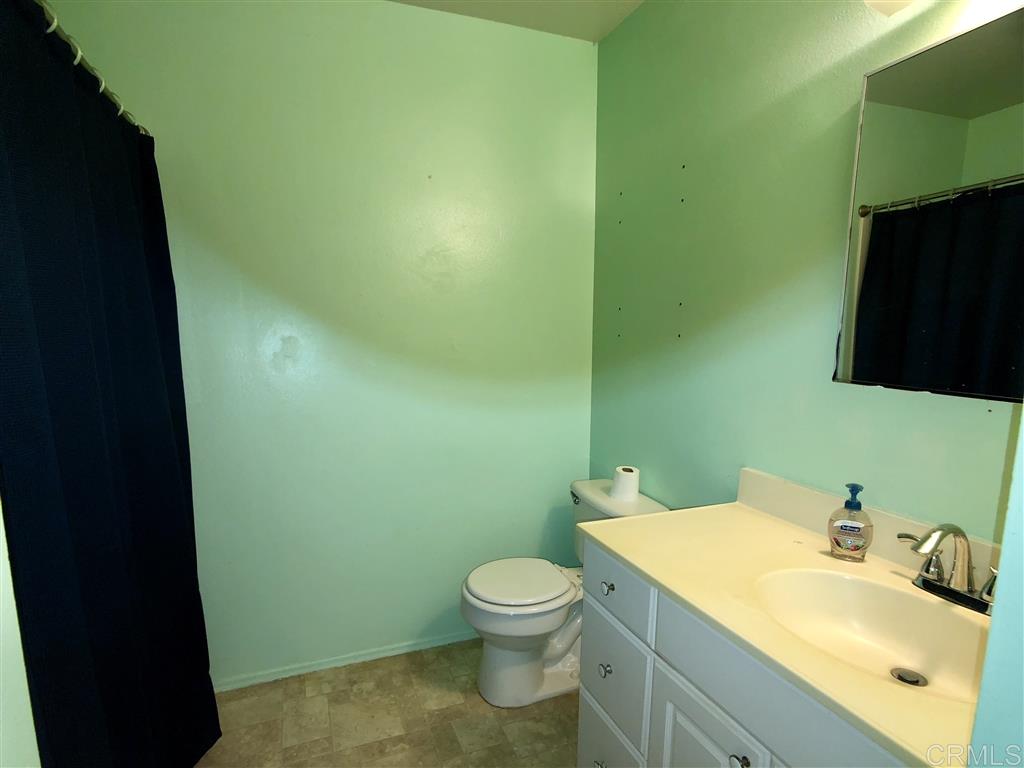448 Ridgeway Court Spring Valley, CA 91977 - Photo 11 of 17