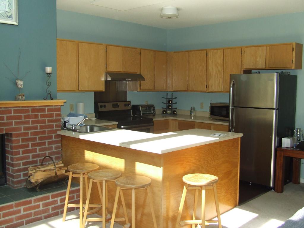 35 Tenney Brook Road, Unit 4 Plymouth, NH 03264 - Photo 6 of 24 Gallery Image 6