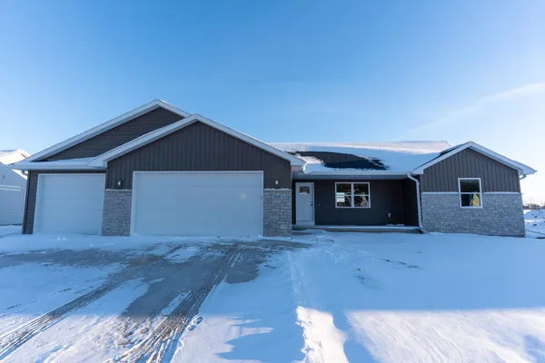 $359,900 | 1241 West Thorn Creek Drive, Hilbert, WI 54129