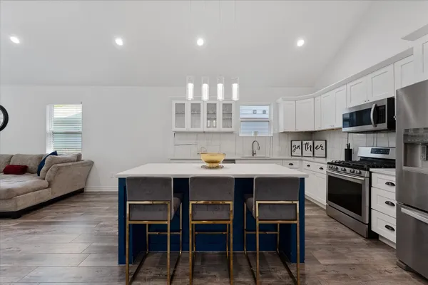 $2,050 | 4547 Newberry Street, Houston, TX 77051