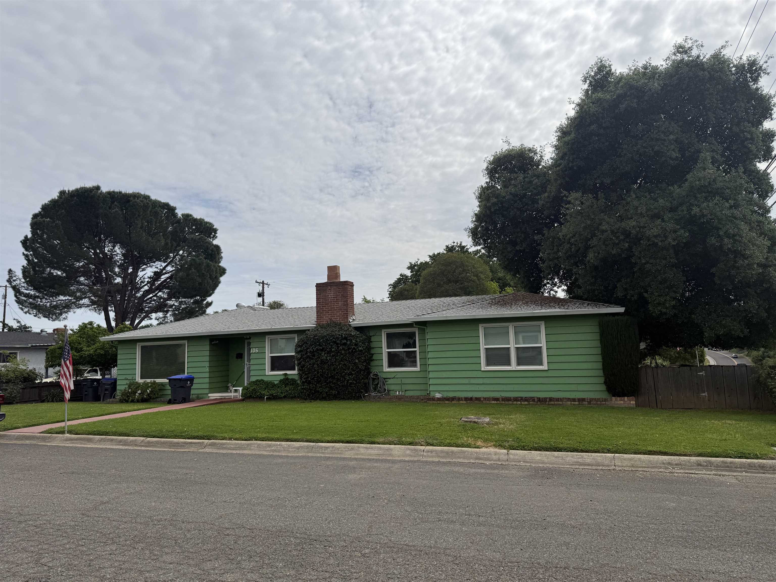 106 Treasure Drive Red Bluff, CA 96080 - Photo 1 of 6 a front view of a house with a yard