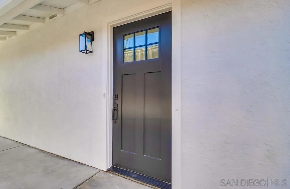2821-25 Rosedale Way Spring Valley, CA 91977 - Photo 6 of 72 a view of an entryway