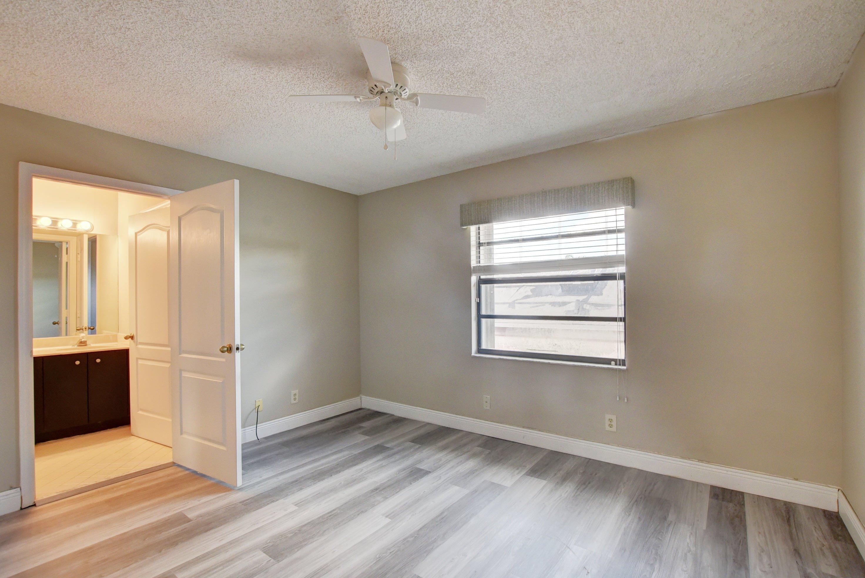 8718 Vía Reale Boca Raton, FL 33496 - Photo 17 of 26 17