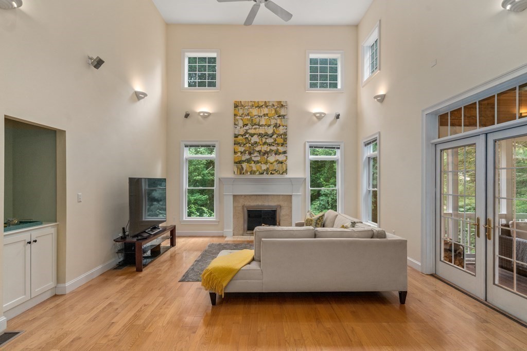 6 Sandy Hill Road Wayland, MA 01778 - Photo 8 of 40