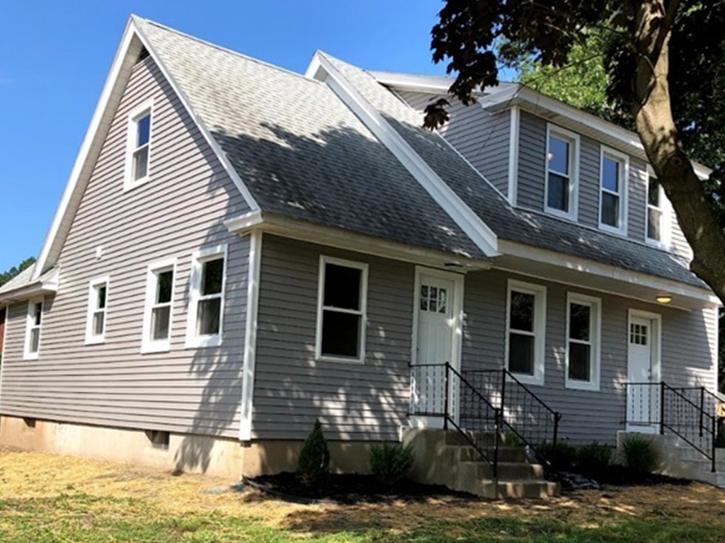 358 Granby Road Chicopee, MA 01013 - Photo 3 of 24