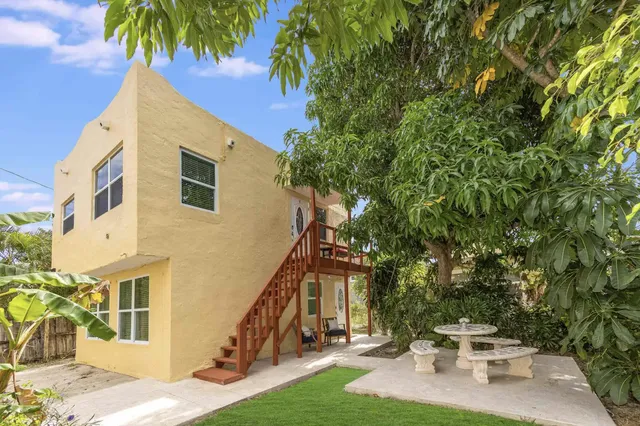 $2,950 | 420 Avenida Alegre, Unit 3, West Palm Beach, FL 33405