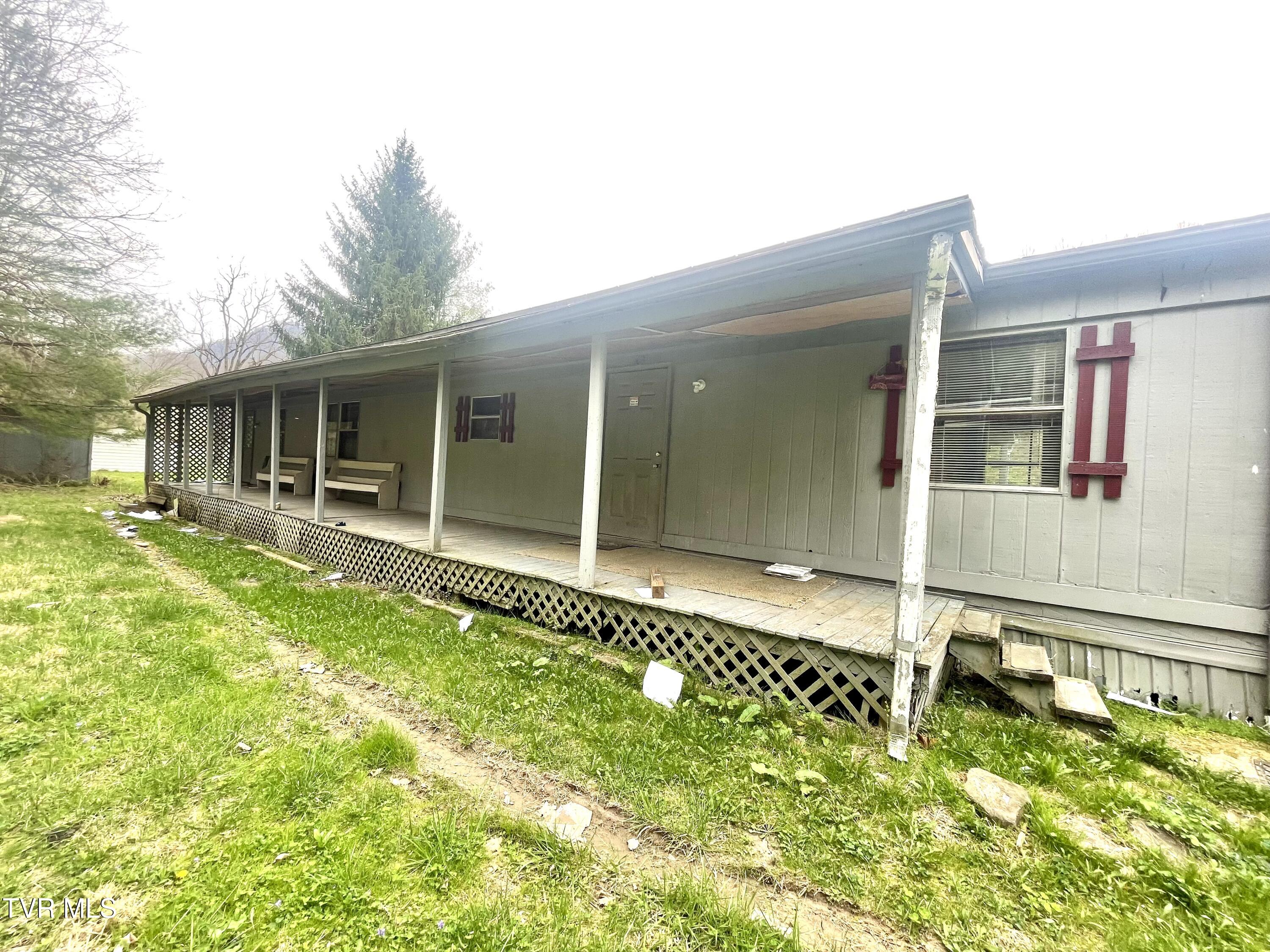 6060 Daniel Boone Road Gate City, VA 24251 - Photo 2 of 22 IMG_7233