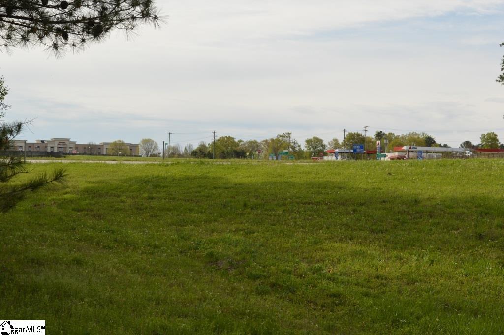 72 Highway 72 Clinton, SC 29325 - Photo 4 of 16 Gallery Image 4