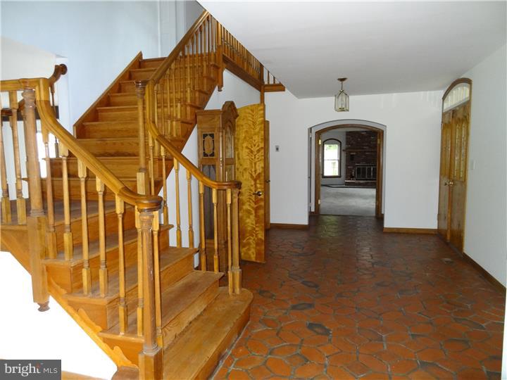2 Justa Lane Cherry Hill, NJ 08003 - Photo 14 of 24 Foyer