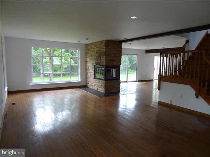 2 Justa Lane Cherry Hill, NJ 08003 - Photo 10 of 24 Family Room
