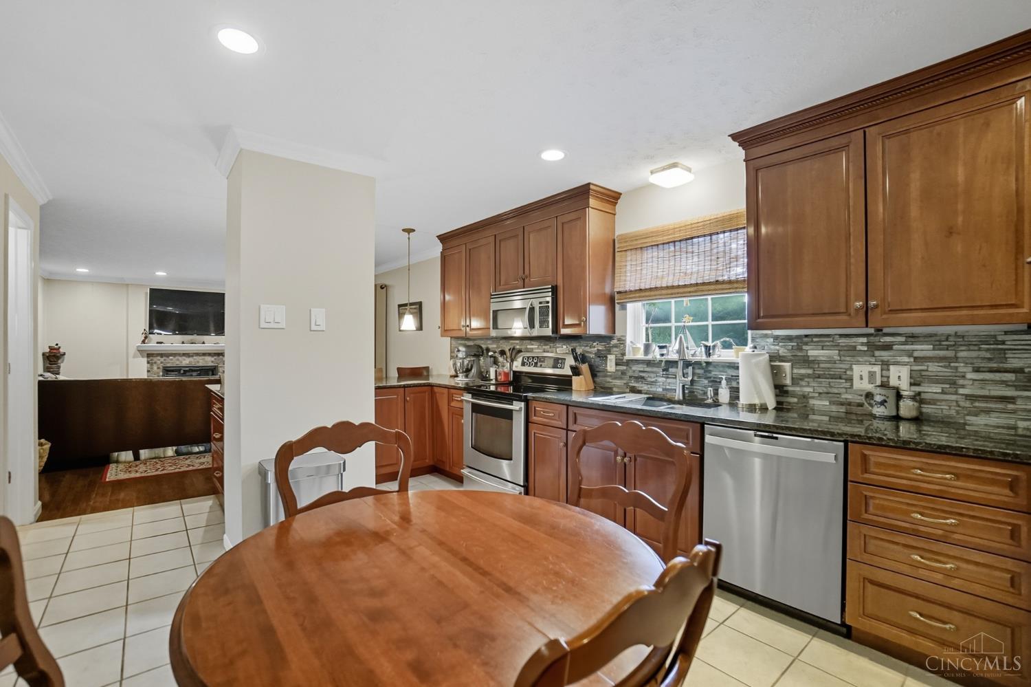 7835 Pfeiffer Road Cincinnati, OH 45242 - Photo 10 of 57