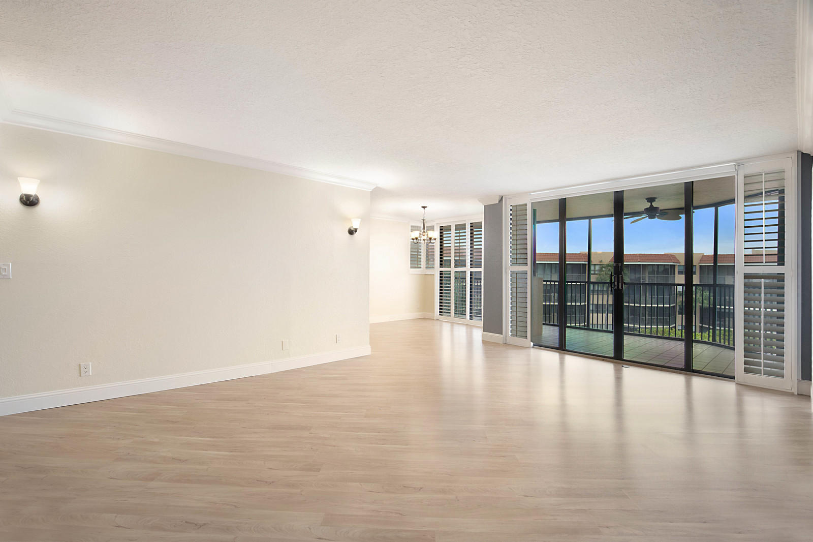 800 Jeffery Street, Unit 409 Boca Raton, FL 33487 - Photo 8 of 37 20230511202403536516000000-o