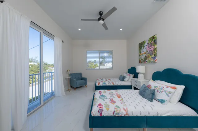 $2,200,000 | 1631 Sunrise Drive, Big Pine Key, FL 33043